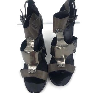 Tory Burch black and silver strap he’ll‎ size 9.5M